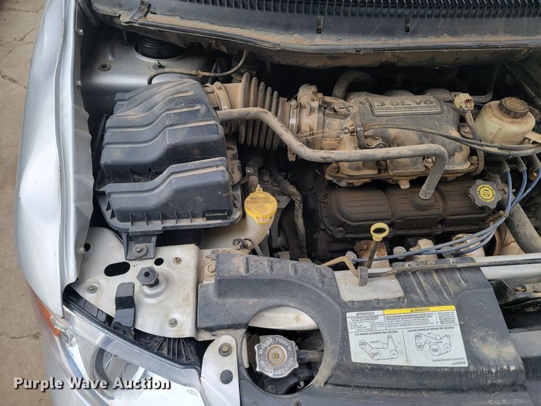 image for item ME9604 2004 Chrysler Town & Country Limited  van