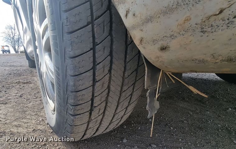 image for item ME9604 2004 Chrysler Town & Country Limited  van