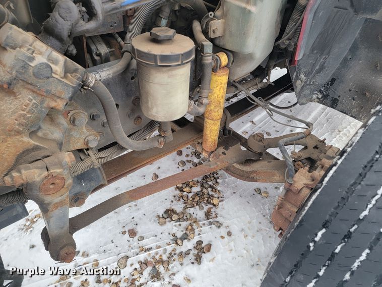 image for item ME9608 2010 International DuraStar 4300  truck cab and chassis