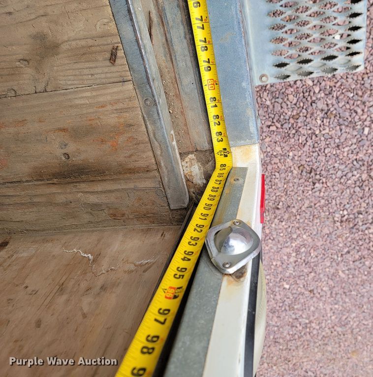 image for item ME9621 2009 Chevrolet Express 3500  box truck