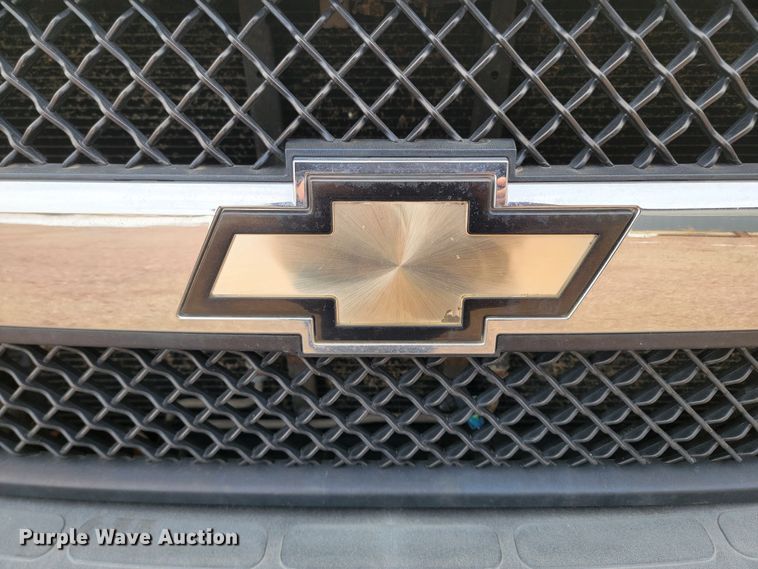 image for item ME9621 2009 Chevrolet Express 3500  box truck