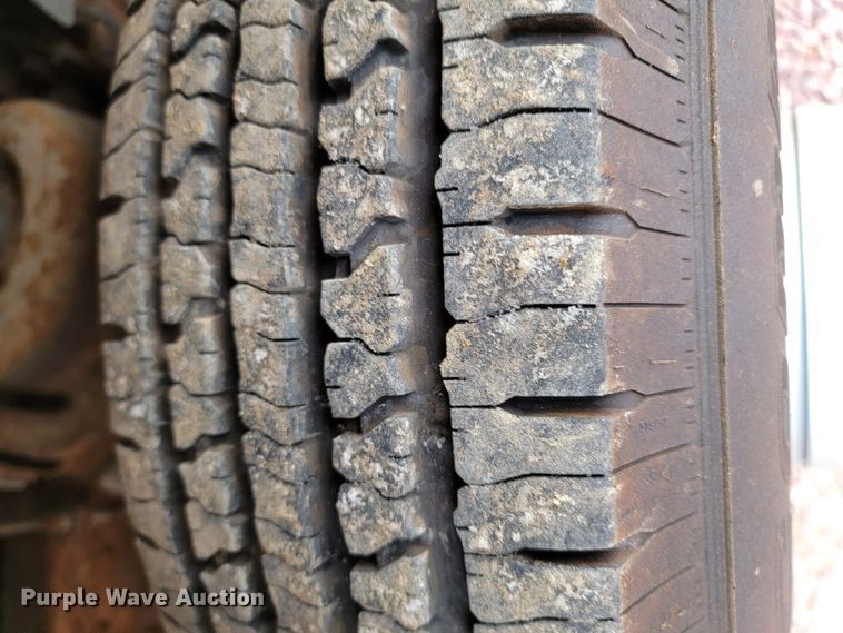 image for item ME9621 2009 Chevrolet Express 3500  box truck