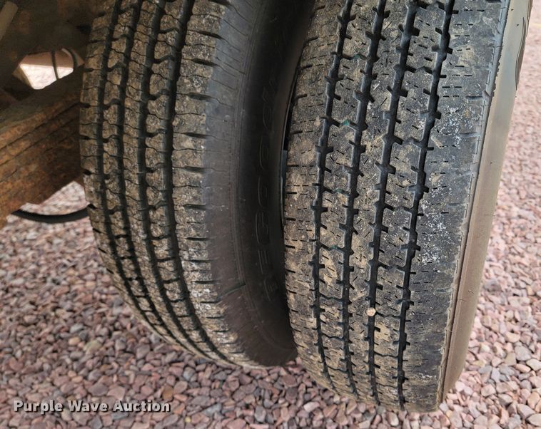 image for item ME9621 2009 Chevrolet Express 3500  box truck