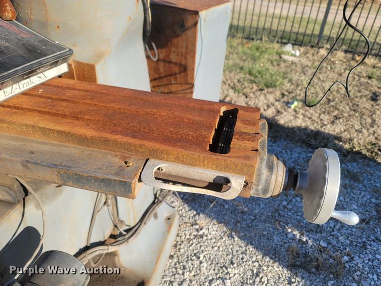 image for item MH9564 Bridgeport Trax SX  CNC vertical mill