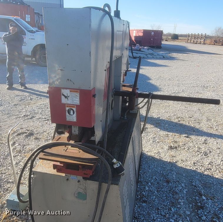 image for item MH9565 Armstrong IW77D  iron worker