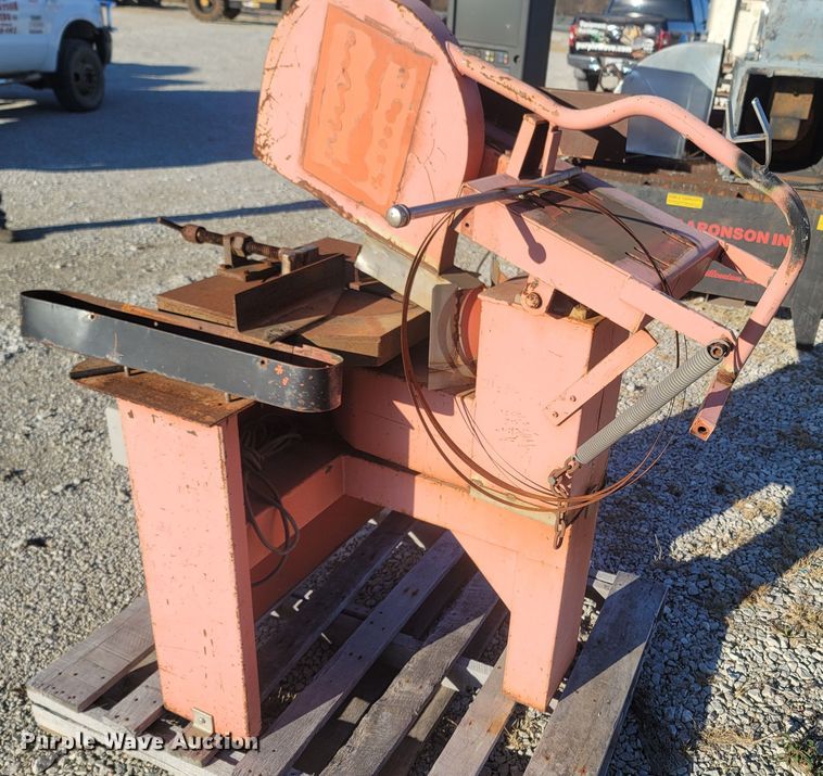 image for item MH9567 American T-1610  cut-off saw