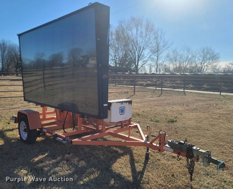 image for item MH9574 Wanco  message board trailer