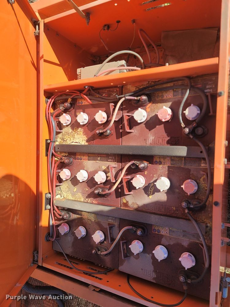 image for item MH9574 Wanco  message board trailer