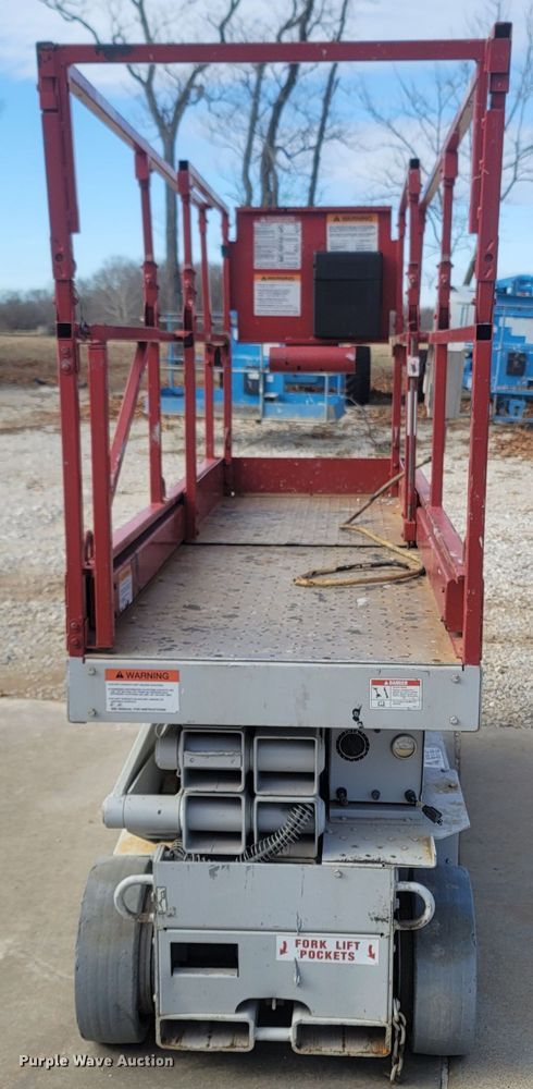 image for item MH9578 Mayville 2033  scissor lift