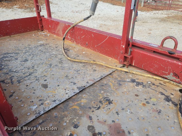 image for item MH9578 Mayville 2033  scissor lift