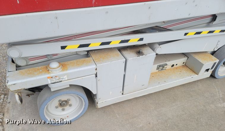 image for item MH9578 Mayville 2033  scissor lift