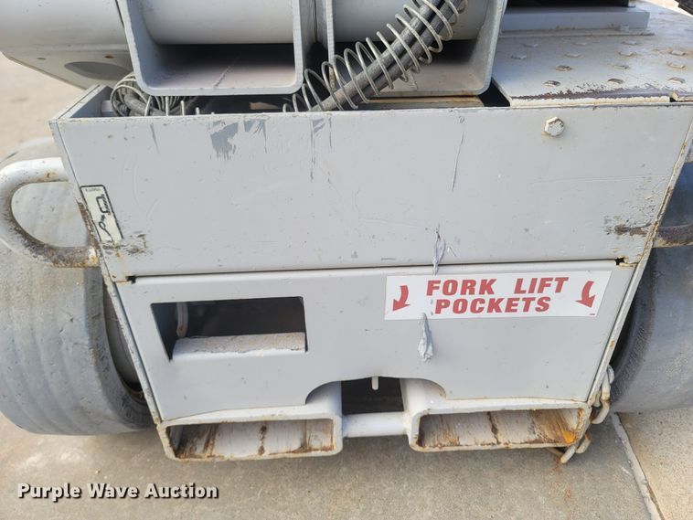 image for item MH9578 Mayville 2033  scissor lift