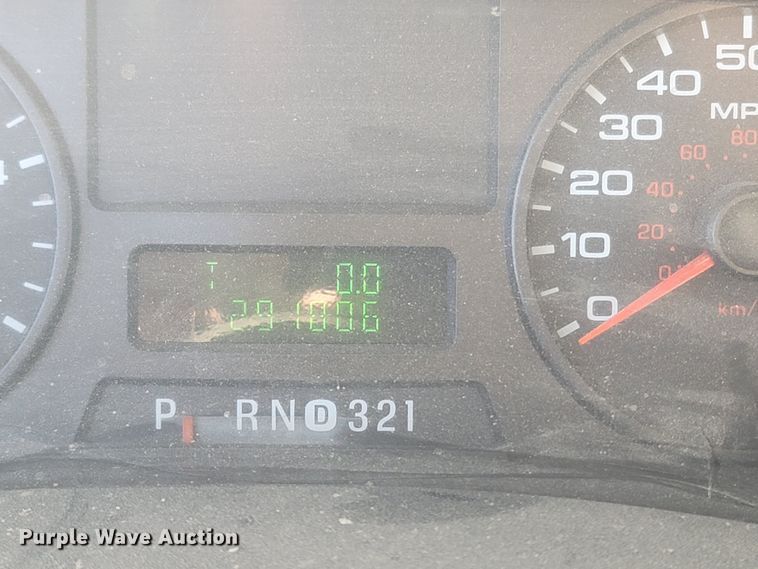 image for item MH9580 2005 Ford F450 Super Duty  Crew Cab flatbed truck