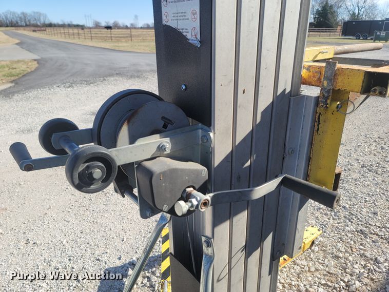 image for item MH9583 Sumner 2124  sheetrock jack