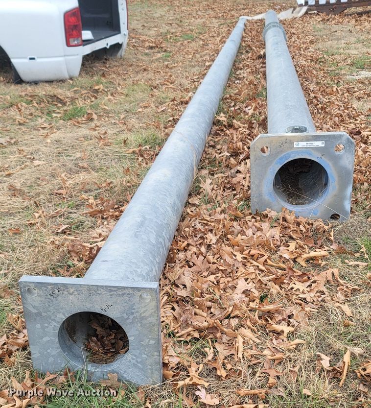 image for item MH9587 (2) light poles