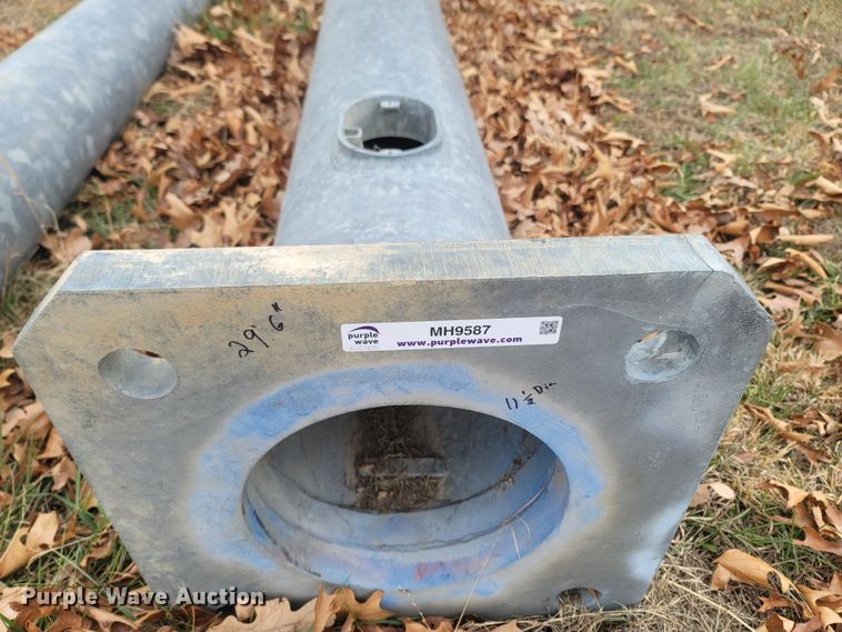 image for item MH9587 (2) light poles