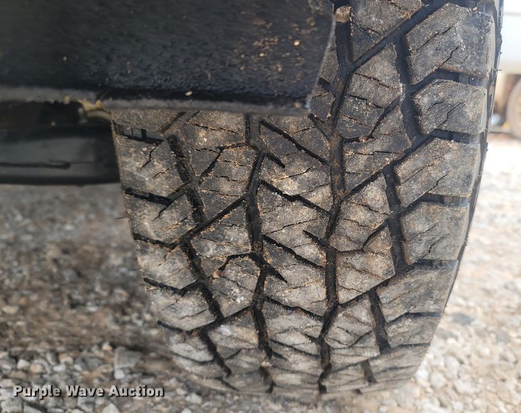 image for item MH9597 2018 Chevrolet Silverado 1500  Crew Cab pickup truck