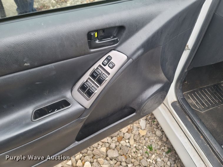 image for item MH9598 2006 Pontiac Vibe