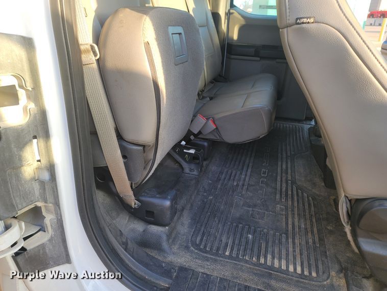 image for item MH9599 2017 Ford F550 Super Duty XL  bucket truck