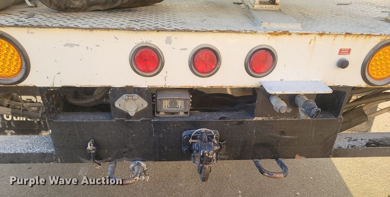 image for item MH9599 2017 Ford F550 Super Duty XL  bucket truck