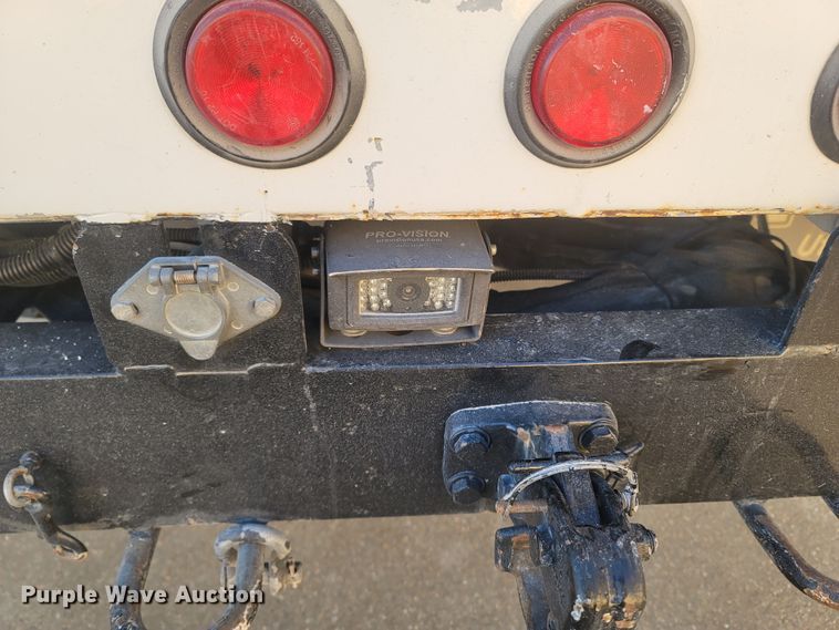 image for item MH9599 2017 Ford F550 Super Duty XL  bucket truck