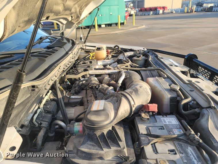 image for item MH9599 2017 Ford F550 Super Duty XL  bucket truck