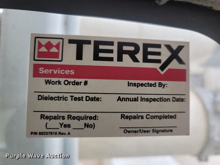 image for item MH9600 2017 International 4400  bucket truck