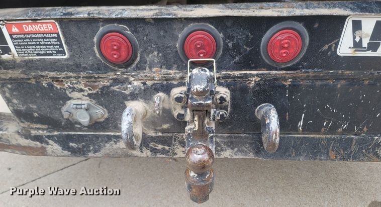 image for item MH9600 2017 International 4400  bucket truck