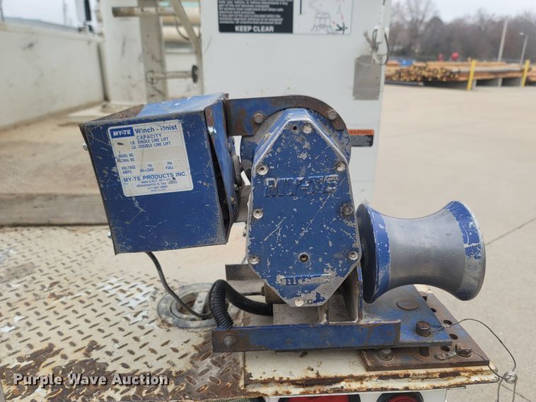 image for item MH9600 2017 International 4400  bucket truck