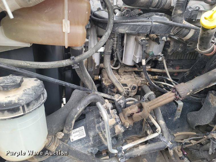 image for item MH9600 2017 International 4400  bucket truck