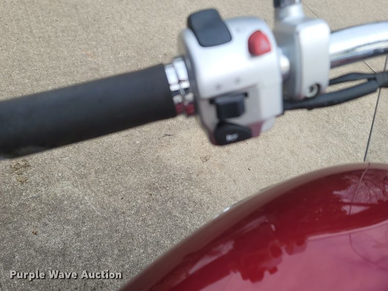 image for item MH9602 2008 Suzuki C50T Boulevard Cruiser  motorcycle