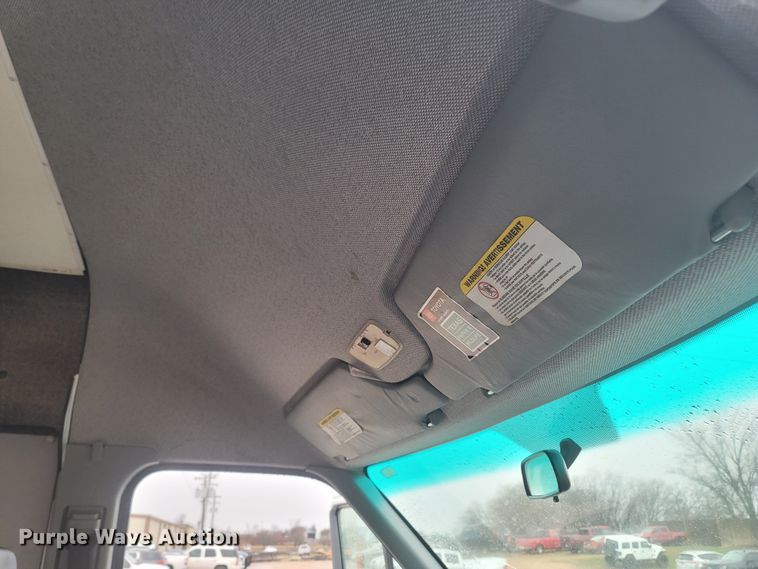 image for item MH9613 2006 Dodge Sprinter 2500  delivery van