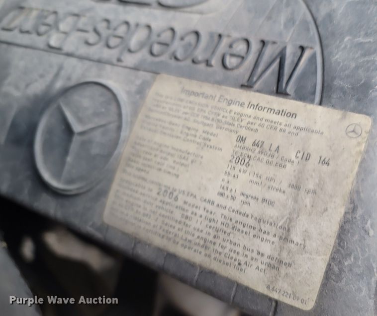 image for item MH9613 2006 Dodge Sprinter 2500  delivery van