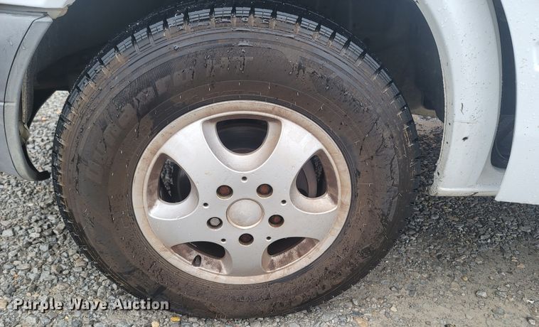 image for item MH9613 2006 Dodge Sprinter 2500  delivery van