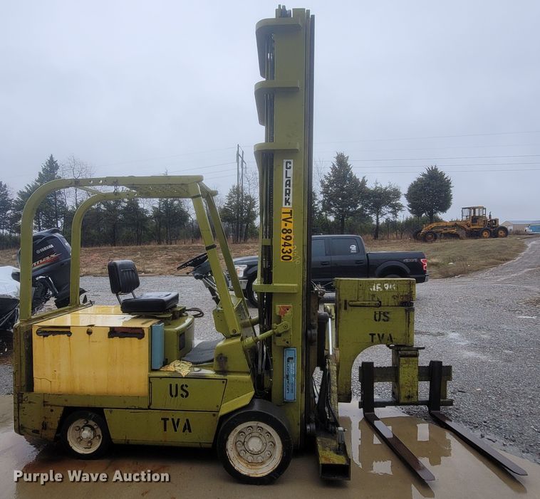 image for item MH9615 Clark EC500-40TL  forklift