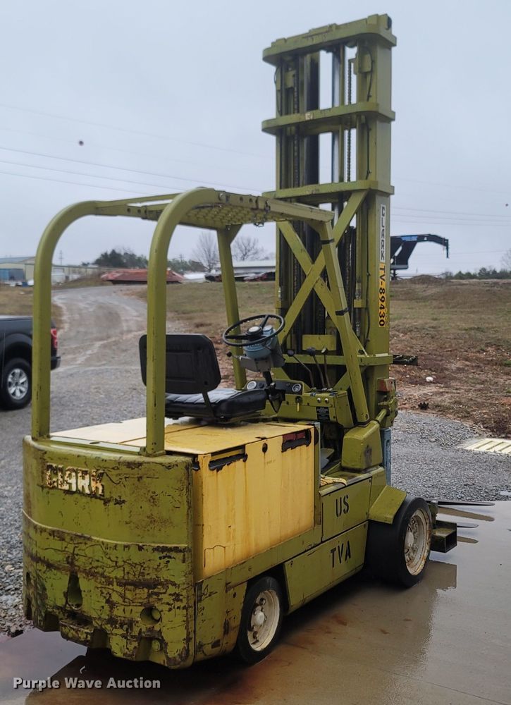 image for item MH9615 Clark EC500-40TL  forklift