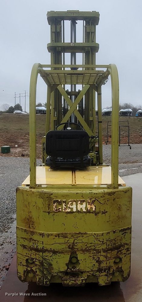 image for item MH9615 Clark EC500-40TL  forklift