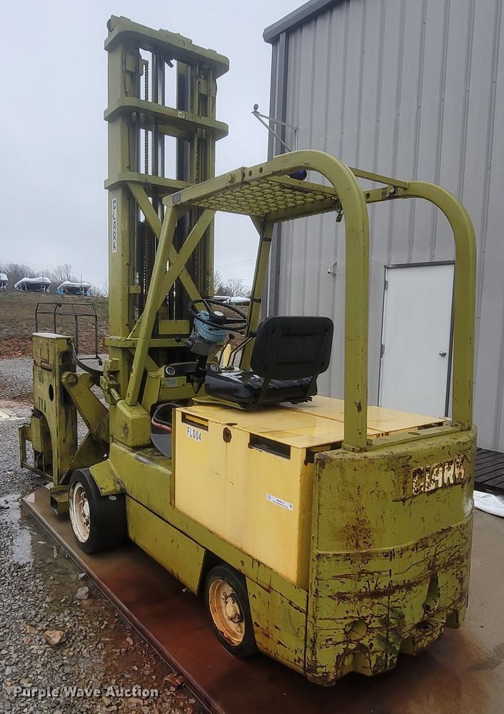 image for item MH9615 Clark EC500-40TL  forklift