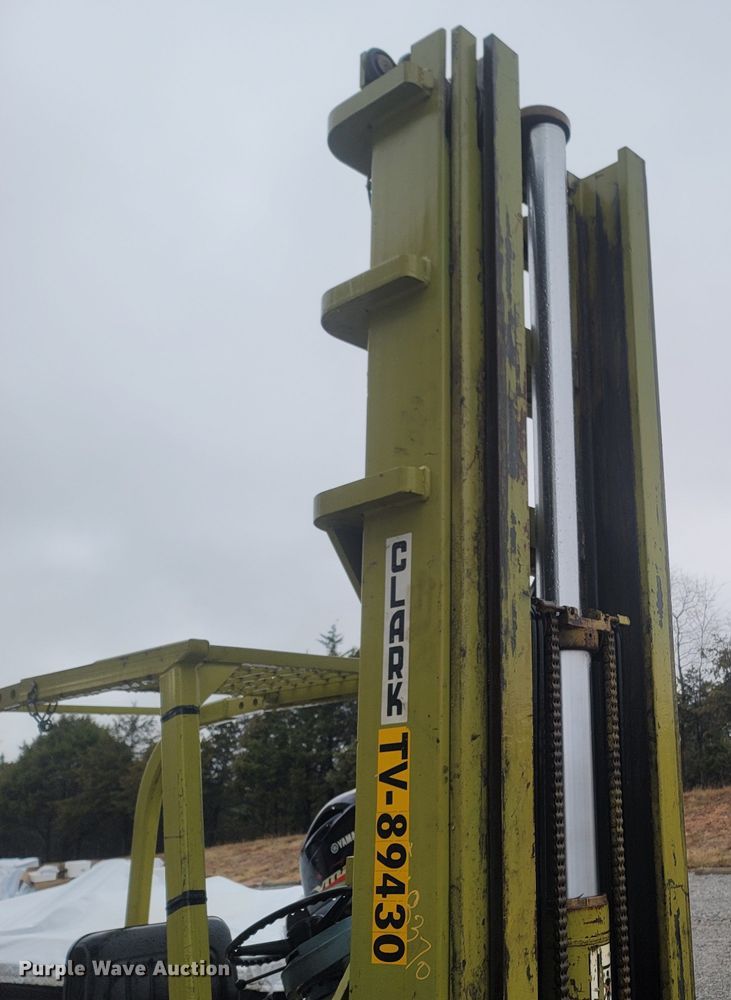 image for item MH9615 Clark EC500-40TL  forklift