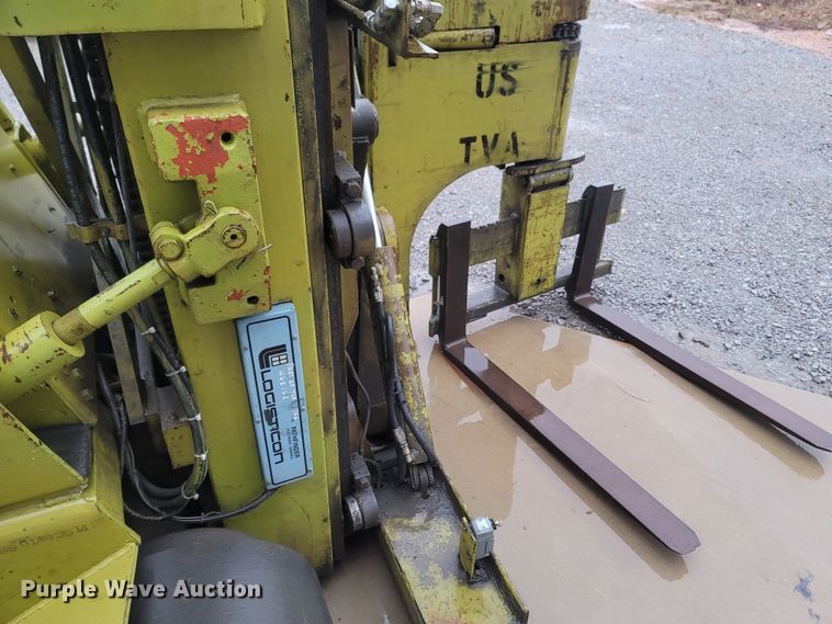 image for item MH9615 Clark EC500-40TL  forklift