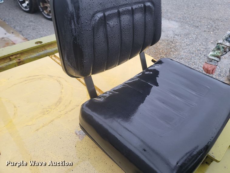 image for item MH9615 Clark EC500-40TL  forklift