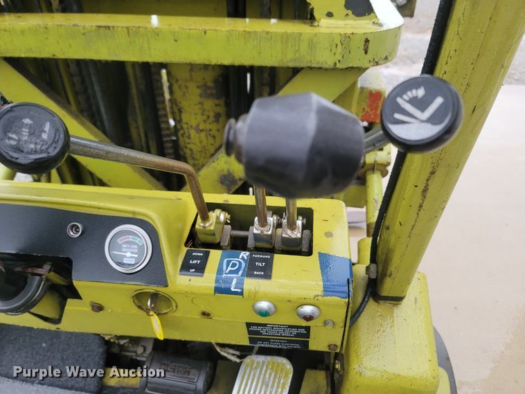 image for item MH9615 Clark EC500-40TL  forklift