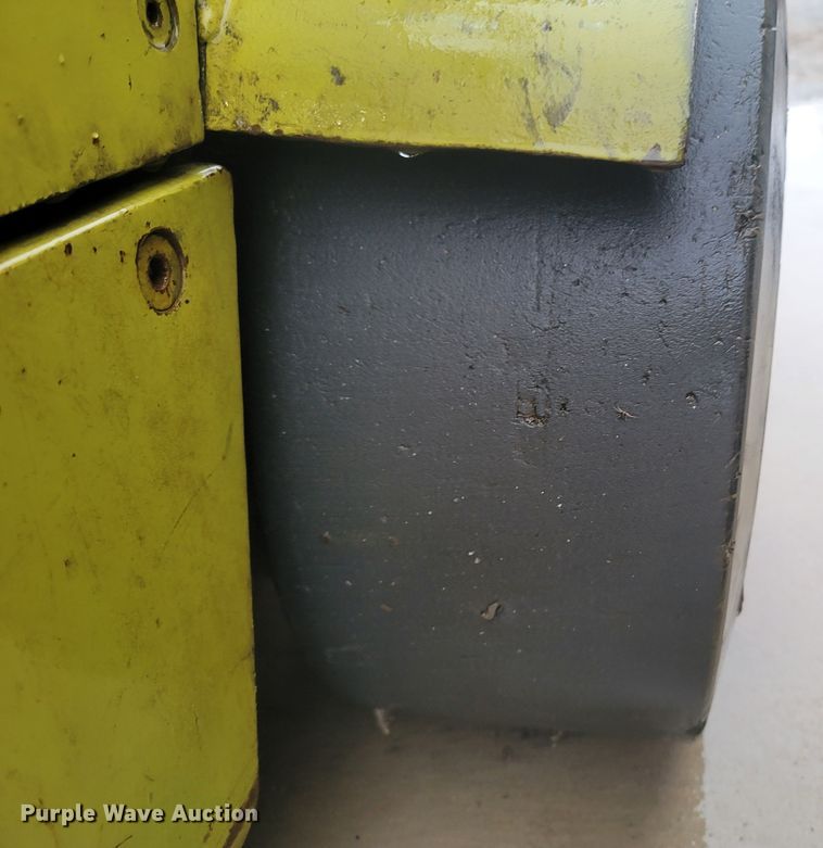 image for item MH9615 Clark EC500-40TL  forklift