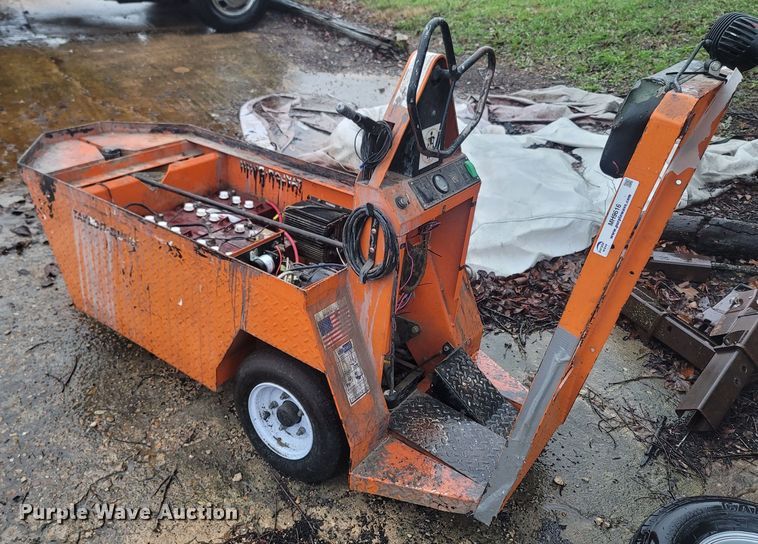 image for item MH9616 Taylor Dunn  cart