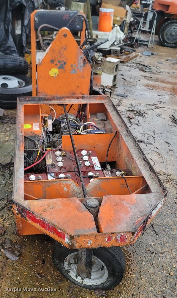 image for item MH9616 Taylor Dunn  cart