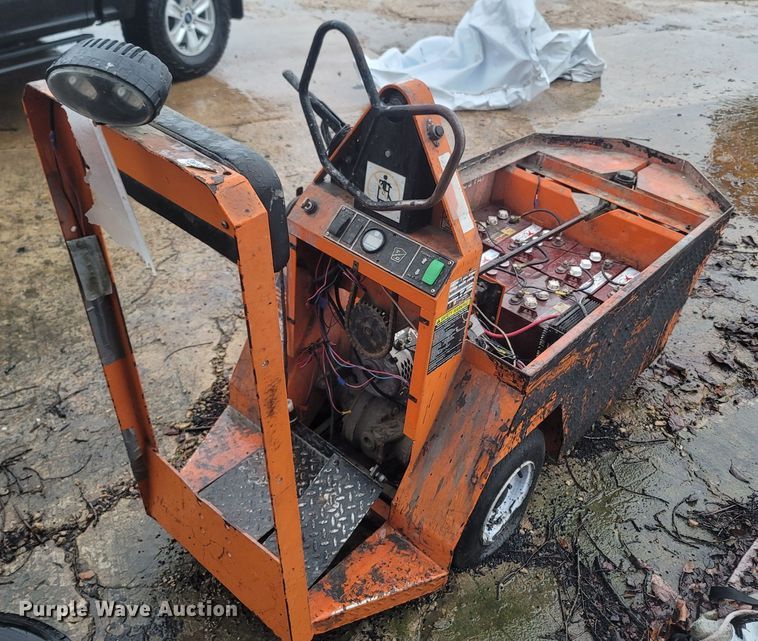 image for item MH9616 Taylor Dunn  cart