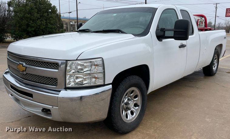 image for item MI9561 2012 Chevrolet Silverado 1500  Ext. Cab pickup truck