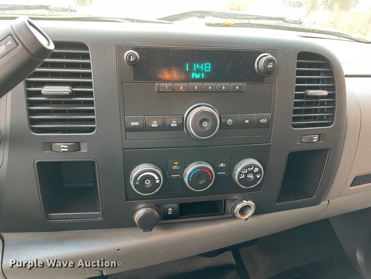 image for item MI9561 2012 Chevrolet Silverado 1500  Ext. Cab pickup truck