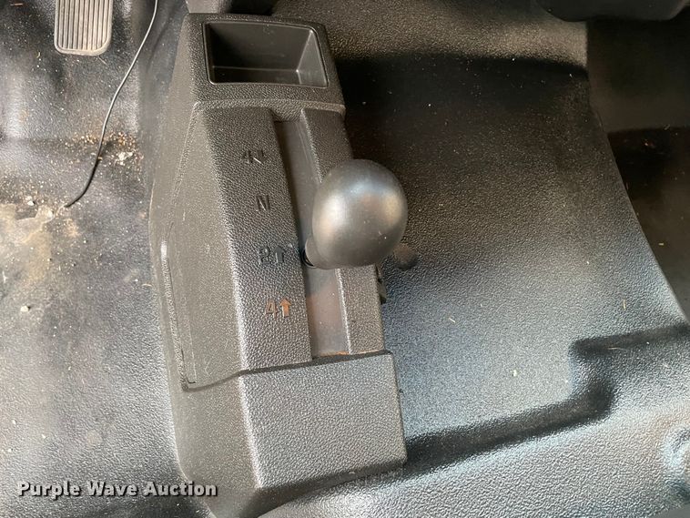 image for item MI9561 2012 Chevrolet Silverado 1500  Ext. Cab pickup truck