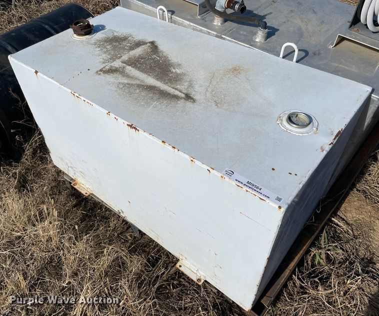 image for item MI9564 Fuel tank